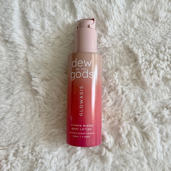 Dew of the Gods Glowasis Vitamin Blend Body Lotion ( Pumpkin Sugar Cookie) - Picture 3 of 4